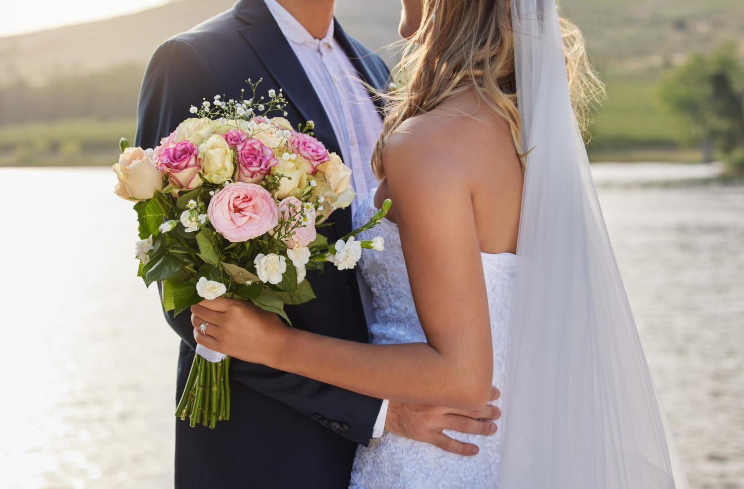 HOCHZEITEN, KOMMUNIONEN & FAMILIENFESTE
